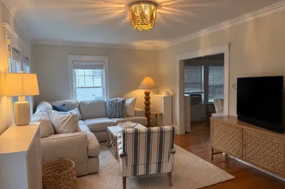 17 Laurel Rd #1 1