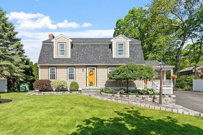 2 Oak Hill Road 1
