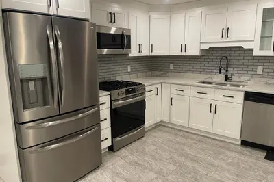 14 Watson St #5 1