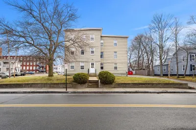 45 Laurel St 1