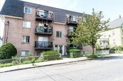 22 Irving Street #8