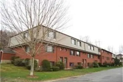 418 Farrwood Dr #418 1