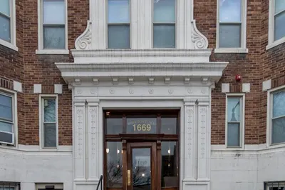 1669 Commonwealth Ave #9