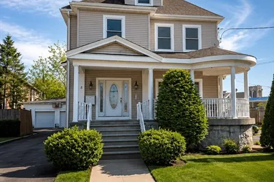 5 Myrtle St #3 1