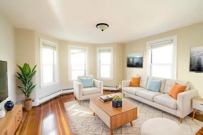 17 E Milton Rd #1 1