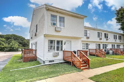 52 Nancy St #8 1