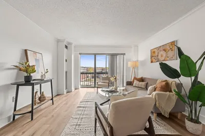 15 N Beacon St #606 1