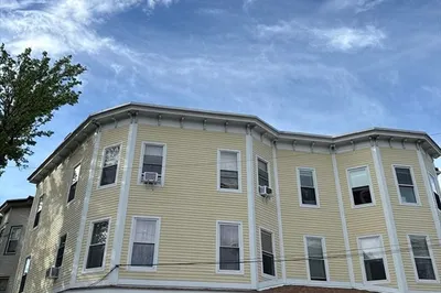 54 Portsmouth St #2