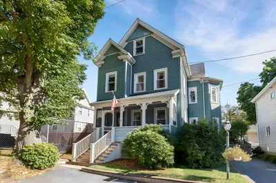 7 Arlington Ter