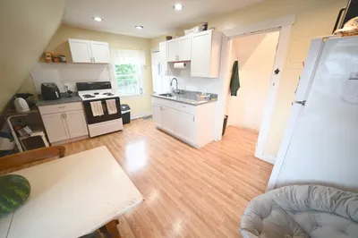 28 Academy Hill #3