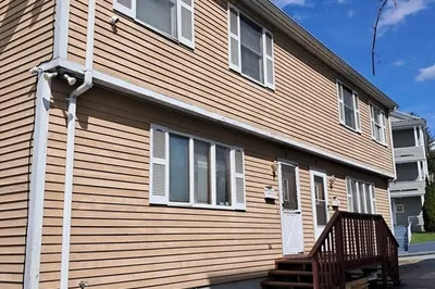 16 Sterling St #16