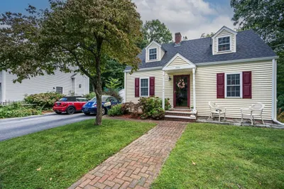 205 Pearl Street 1