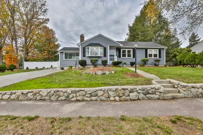 9 Nelson Ave