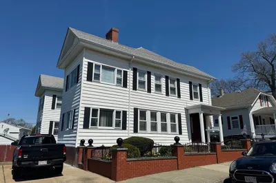 60 Chesworth St 1