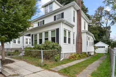 149 Wrentham St 1