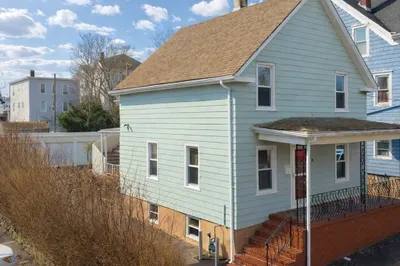 20 Adams St 1