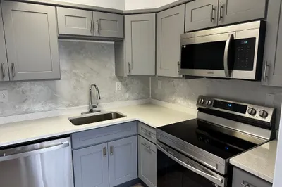 101 Mulberry St #504 1