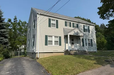 37-39 Pocasset Ave