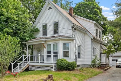 28 Noyes Avenue