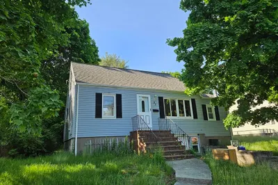31 Brickel Rd 1