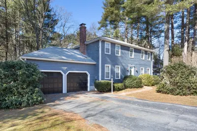 8 Evergreen Lane