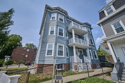 757 Somerville Ave 1