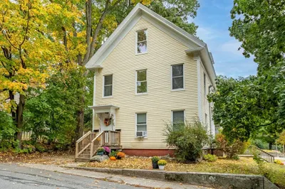 25 Columbia St #2 1