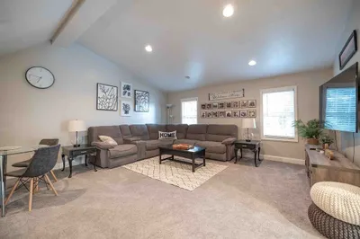 269 Locust St #269 1