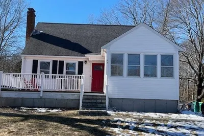 93 Willow Street 1