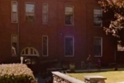 40 School St #10