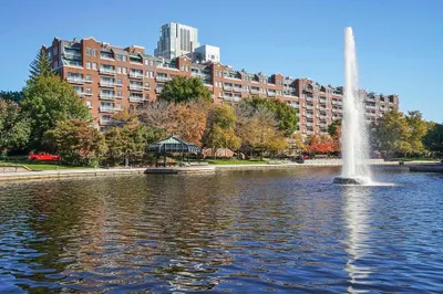 4 Canal Park #411