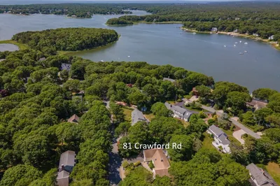 81 Crawford Rd