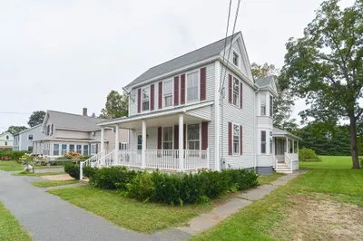 23 Cottage St