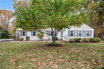 26 Tallwood Dr 1