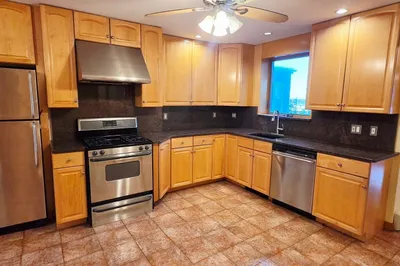 186 Webster St #3 1