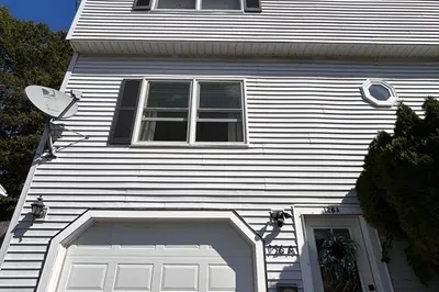 126-a Brooks St 1