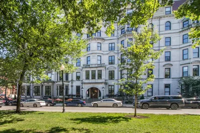 160 Commonwealth Ave #L3L4 1