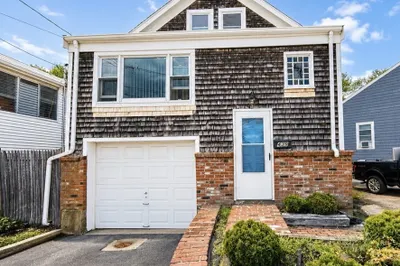 439 Newport Rd 1
