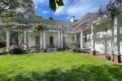 57 Hedge Rd