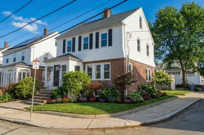 79 Huron Cir 1