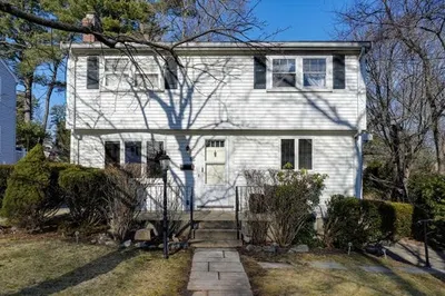 66 Loring Street 1