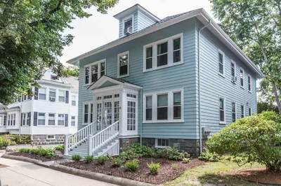 30 Moraine Street 1