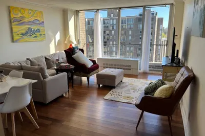 44 Washington St #1204