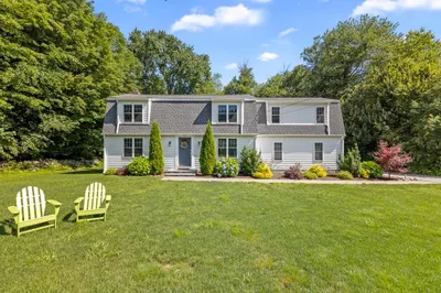 23 Crestview Drive 1