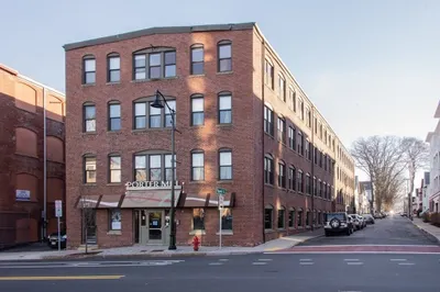 27 Fayette St #304 1