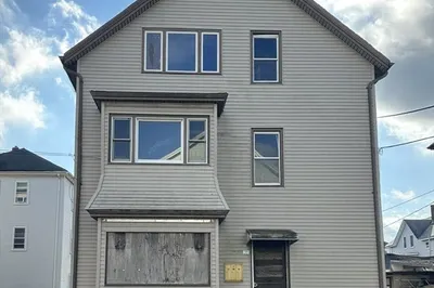 35 Hood St 1