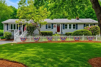579 Walnut St 1
