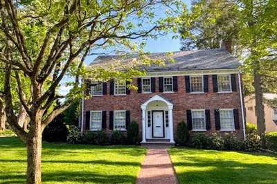6 Surrey Road 1