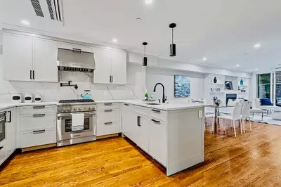 145 WArren Ave #A