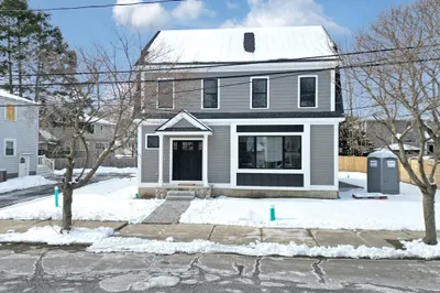 25 Keystone St